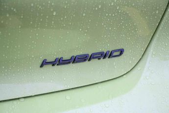 Peugeot 208 1.2 Hybrid 100 Allure 5dr e-DSC6