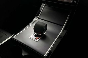 Land Rover Range Rover Evoque 2.0 D200 Dynamic SE 5dr Auto