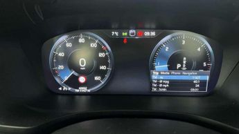 Volvo V60 2.0 B4D Momentum 5dr Auto