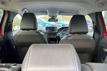 Peugeot 208 1.2 Hybrid 100 Allure 5dr e-DSC6