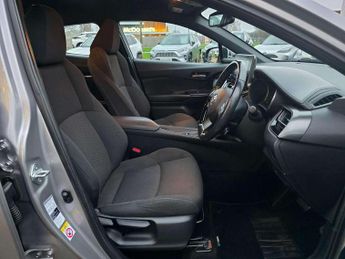 Toyota C-HR 1.8 Hybrid Icon 5dr CVT