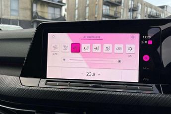 Volkswagen Golf 1.5 eTSI 150 R-Line 5dr DSG