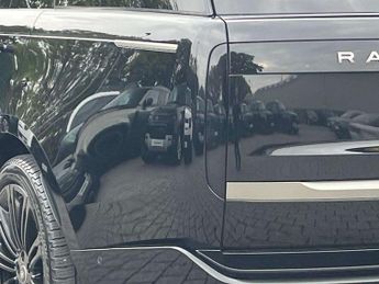 Land Rover Range Rover 3.0 D350 HSE 4dr Auto