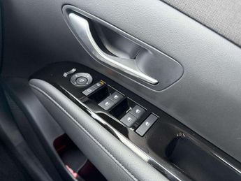 Hyundai Tucson 1.6T Plug-in Hybrid Premium 5dr 4WD Auto