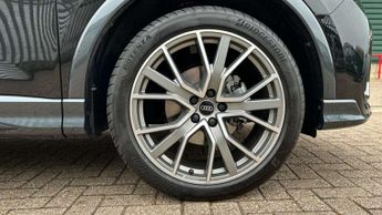 Audi Q3 35 TFSI Black Edition 5dr S Tronic [Tech Pro]