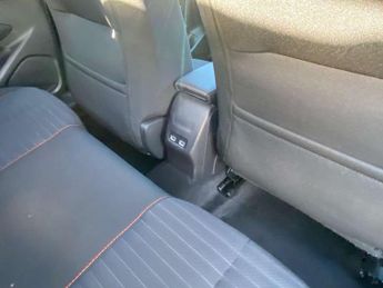 Peugeot 208 1.2 PureTech 100 Active Premium + 5dr EAT8