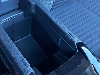 Peugeot 208 1.2 PureTech 100 Active Premium + 5dr EAT8