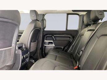 Land Rover Defender 2.0 P400e XS Edition 110 5dr Auto
