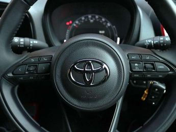 Toyota Aygo X 1.0 VVT-i Edge 5dr Auto