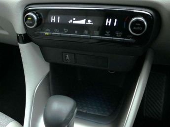Toyota Yaris 1.5 Hybrid Excel 5dr CVT