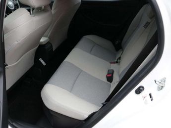Toyota Yaris 1.5 Hybrid Excel 5dr CVT