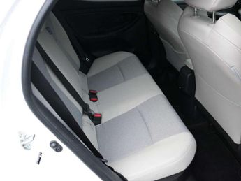 Toyota Yaris 1.5 Hybrid Excel 5dr CVT