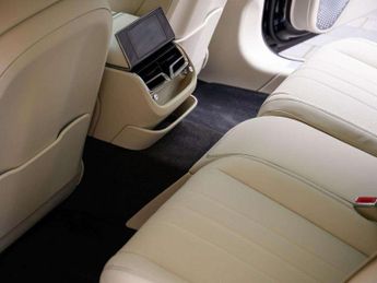 Bentley Flying Spur 4.0 V8 Hybrid 4dr Auto