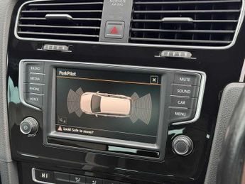 Volkswagen Golf Estate 2.0 TSI R 5dr DSG