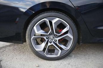 Skoda Octavia vRS 2.0 TDI 200 vRS 5dr DSG