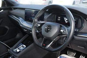 Skoda Octavia vRS 2.0 TDI 200 vRS 5dr DSG