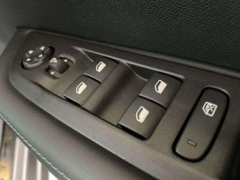 Peugeot 208 1.2 PureTech 130 Allure Premium + 5dr EAT8