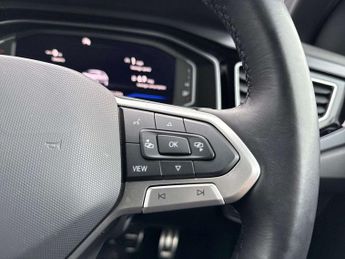 Volkswagen Polo 1.0 TSI R-Line 5dr DSG