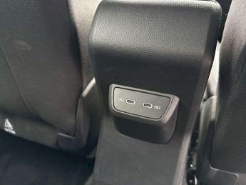 Volkswagen Polo 1.0 TSI R-Line 5dr DSG