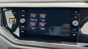 Volkswagen Polo 1.0 TSI 95 SE Tech Edition 5dr DSG