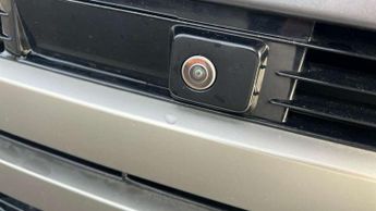 Land Rover Range Rover 3.0 D300 SE 4dr Auto