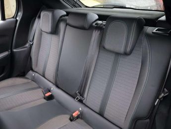 Peugeot 208 1.2 PureTech 100 Allure 5dr EAT8
