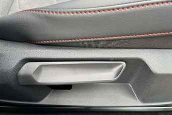 SEAT Leon 1.5 eTSI 150 FR Black Edition 5dr DSG [DAP]