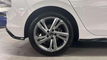Volkswagen Golf 1.5 eTSI 150 R-Line 5dr DSG