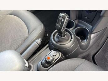 MINI Hatchback 5dr 1.5 Cooper Classic II 5dr Auto