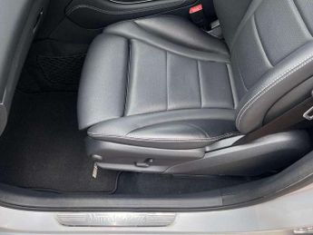 Mercedes-Benz GLC GLC 250d 4Matic AMG Line 5dr 9G-Tronic