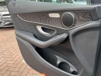 Mercedes-Benz GLC GLC 250d 4Matic AMG Line 5dr 9G-Tronic