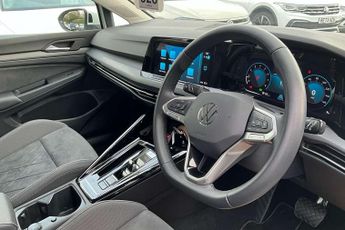 Volkswagen Golf 1.5 eTSI 150 Style 5dr DSG