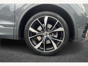 Volkswagen Tiguan 1.4 TSI eHybrid R-Line 5dr DSG