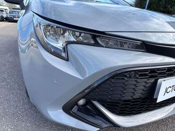 Toyota Corolla Touring Sport 2.0 VVT-i Hybrid Icon Tech 5dr CVT