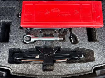 Toyota Corolla Touring Sport 2.0 VVT-i Hybrid Icon Tech 5dr CVT