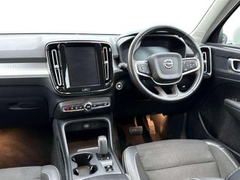 Volvo XC40 2.0 D3 Momentum 5dr Geartronic