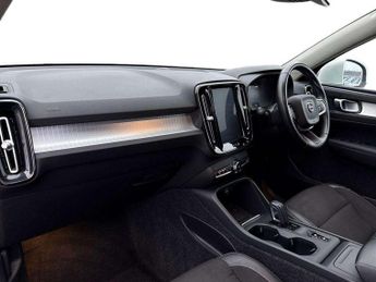 Volvo XC40 2.0 D3 Momentum 5dr Geartronic