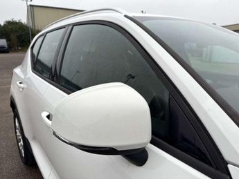 Volvo XC40 2.0 D3 Momentum 5dr Geartronic