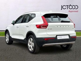 Volvo XC40 2.0 D3 Momentum 5dr Geartronic