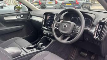 Volvo XC40 1.5 T3 [163] Momentum 5dr Geartronic