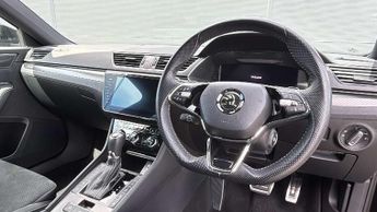 Skoda Superb 1.4 TSI iV Sport Line Plus DSG 5dr