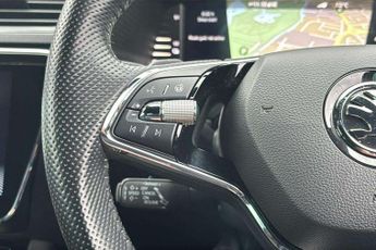 Skoda Superb 1.4 TSI iV Sport Line Plus DSG 5dr
