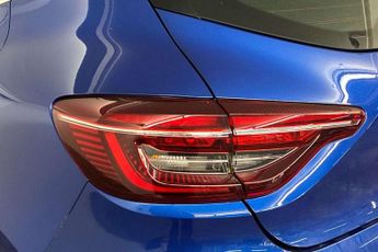 Renault Clio 1.6 E-TECH Hybrid 140 SE Edition 5dr Auto