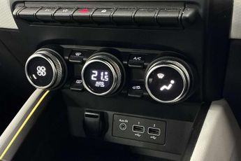 Renault Clio 1.6 E-TECH Hybrid 140 SE Edition 5dr Auto