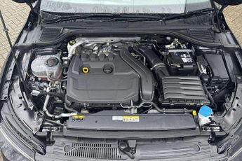 Volkswagen Golf 1.5 eTSI 150 Style 5dr DSG