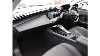 Peugeot 308 1.2 PureTech Allure Premium 5dr EAT8