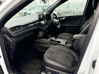 Ford Kuga 2.5 PHEV ST-Line 5dr CVT