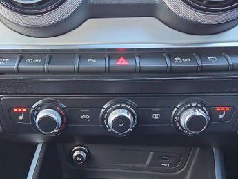 Audi Q2 35 TFSI Black Edition 5dr S Tronic