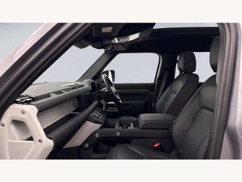 Land Rover Defender 3.0 D300 X-Dynamic SE 110 5dr Auto [7 Seat]