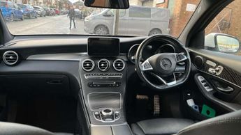 Mercedes-Benz GLC GLC 250 4Matic AMG Line Premium 5dr 9G-Tronic